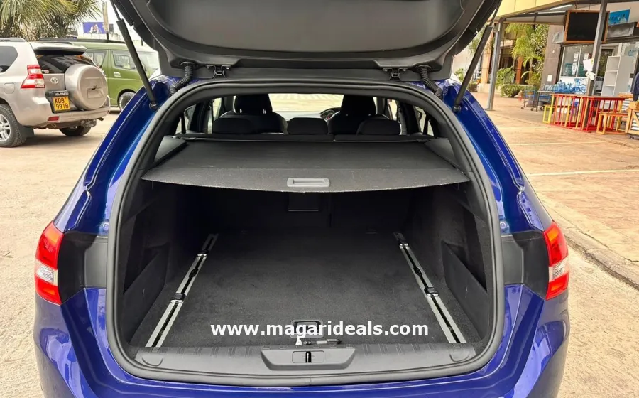 2017 PEUGEOT 308 GT Line in Nairobi  in Kenya for Sale | Magari Deals