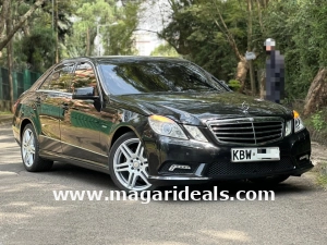 2010 MERCEDES BENZ E200 in Kenya for Sale | Magari Deals