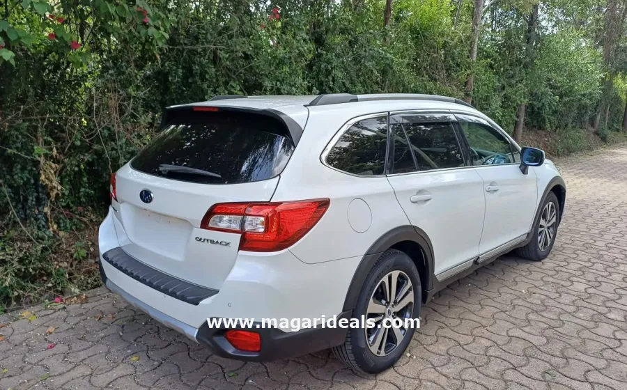 SUBARU OUTBACK 2018 Sunroof in Kenya for Sale | Magari Deals