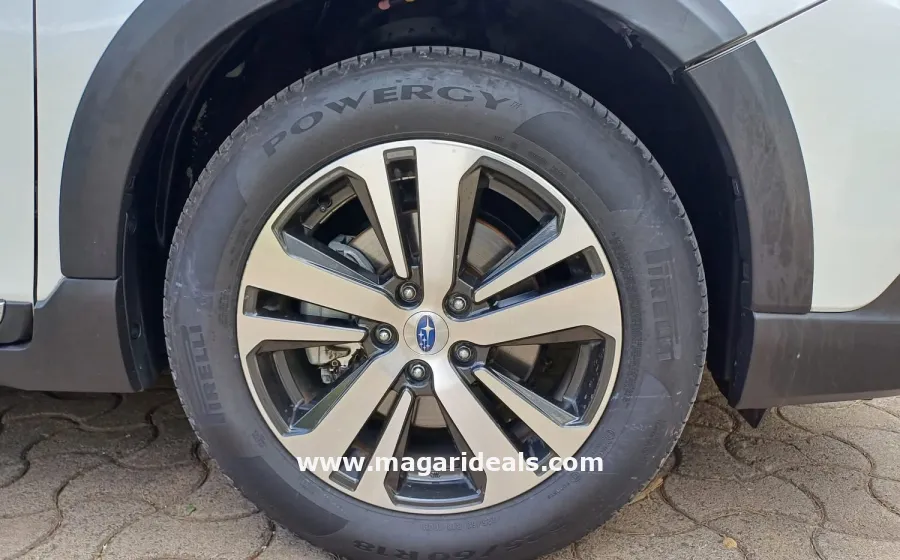 SUBARU OUTBACK 2018 Sunroof in Kenya for Sale | Magari Deals