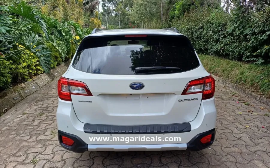 SUBARU OUTBACK 2018 Sunroof in Kenya for Sale | Magari Deals