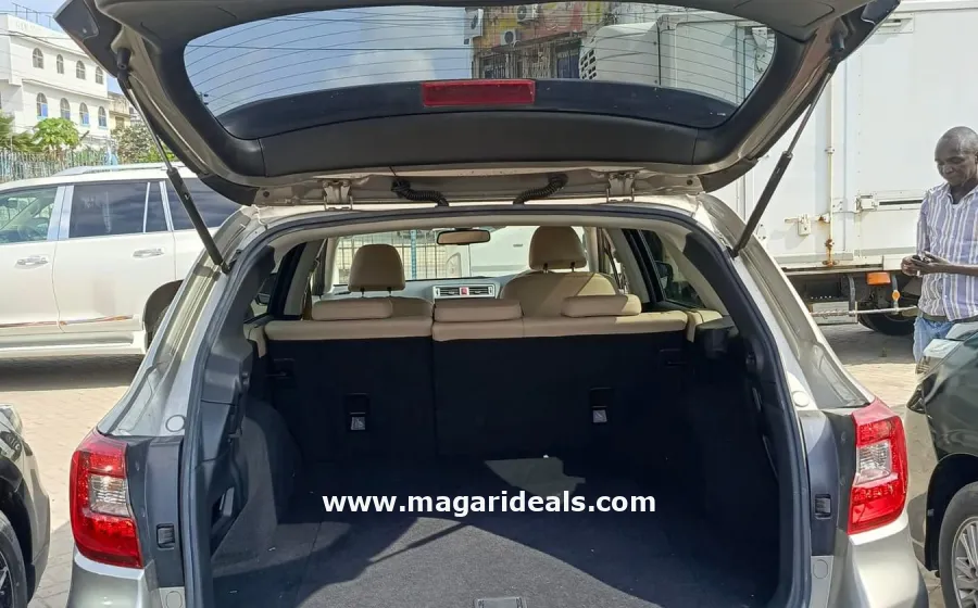 SUBARU OUTBACK  2016 Model Beige leather in Kenya for Sale | Magari Deals