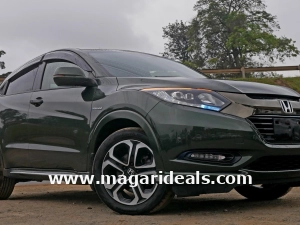 Honda Vezel prices in Kenya: New & used from Ksh 2,250,000. ✅ Hybrid & non-hybrid ✅ Verified listings for sale in Nairobi & Mombasa. Browse & buy now!